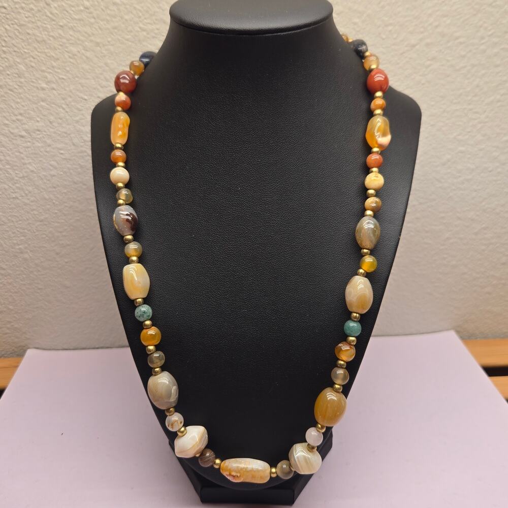 Vintage Rare Polished Stone Beaded Necklace Gold Spacers India Barrel Clasp NWT